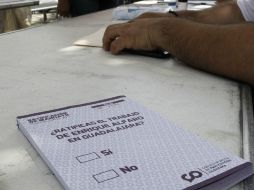 En la hoja sólo se debía votar a favor o en contra de la ratificación del alcalde correspondiente. EL INFORMADOR / J. Camacho