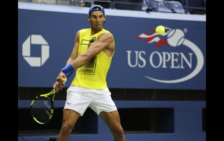 Rafael Nadal verá acción en su debut ante el serbio Dusan Lajovic. AP / P. Morgan