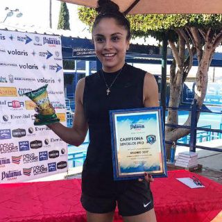 Paola Longoria consigue título 84 de su carrera