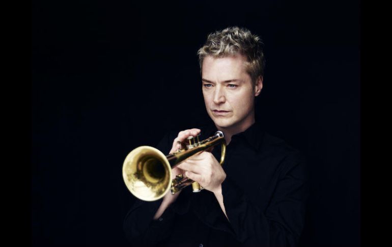 Chris Botti, listo para liberar los sonidos del jazz esta noche en el Diana. ESPECIAL / Teatro Diana