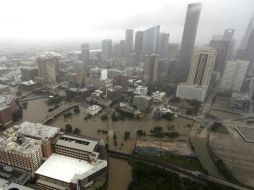 Esta es la mayor cantidad de precipitación registrada en cualquier otro huracán en EU desde que se llevan registros que datan de 1950. AP / D. J. Phillip