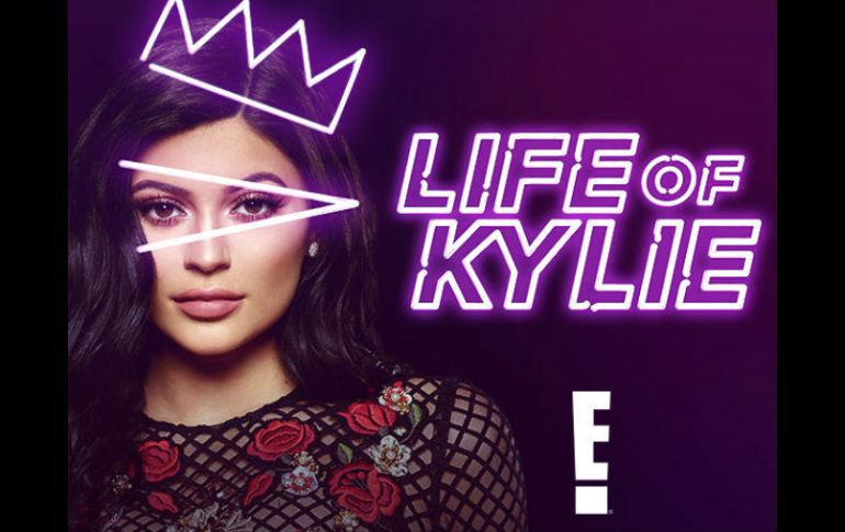 ‘Life of Kylie’ es un programa de ocho episodios de media hora que sigue la vida de la joven celebridad Kylie Jenner. ESPECIAL /