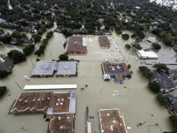 Houston se encuentra anegada por las torrenciales lluvias dejadas por 'Harvey'. AP / D. J. Phillip
