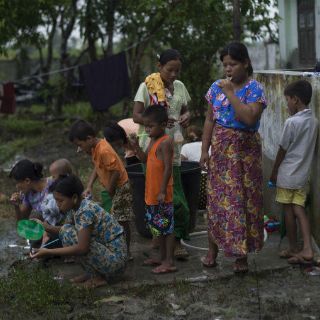 Mueren ahogados 20 birmanos al intentar cruzar a Bangladesh