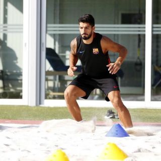 Luis Suárez podría jugar con Uruguay