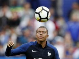 El club precisó que, inicialmente, el jugador fue ''prestado por el AS Monaco'' al PSG ''hasta el 30 de junio de 2018''. AP / C. Ena
