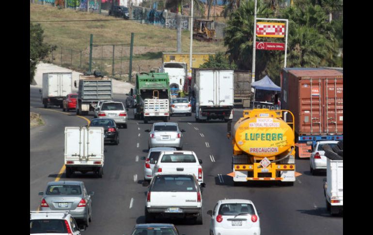 La intervención iniciará en los carriles de extrema derecha de la carretera. EL INFORMADOR / ARCHIVO