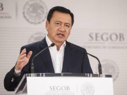 Osorio Chong entregará en punto de las 17:00 horas el documento a los presidentes del Congreso de la Unión. SUN / ARCHIVO