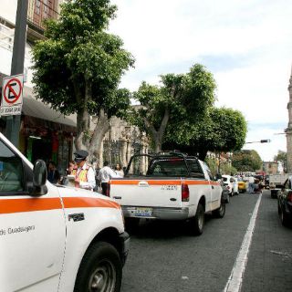 Funcionarios deben casi 7 mil fotomultas