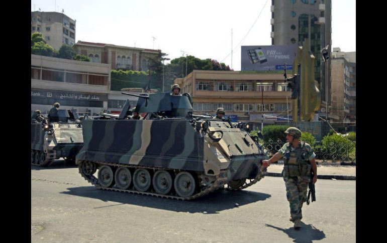 Seis años después de la OTAN contribuyera a la caída de Al Gadafi, Libia es un estado fallido, víctima del caos y la guerra civil. AP / ARCHIVO