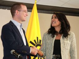 El partido albiazul se suma al del sol azteca para el proceso electoral del siguiente año. NTX / ARCHIVO