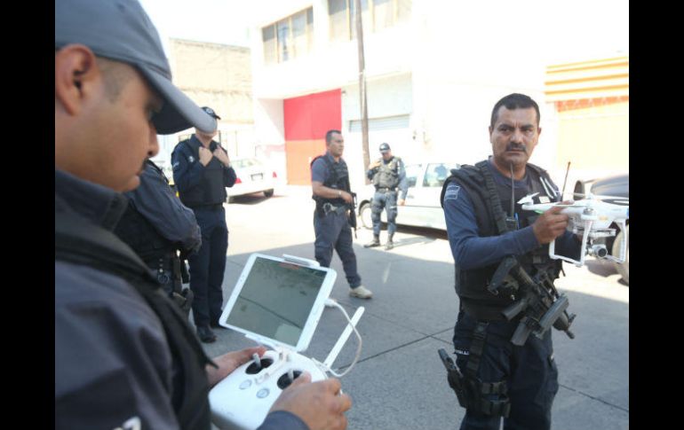 También deberán homologar los reglamentos y mandos de policía para poder igualar los salarios. EL INFORMADOR / ARCHIVO