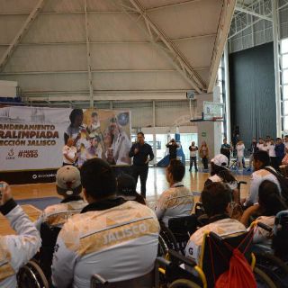 Reciben a campeones de Paralimpiada Nacional 2017