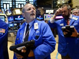 Al final casi todos los sectores en Wall Street cerraron en rojo, excepto el energético. EFE / ARCHIVO