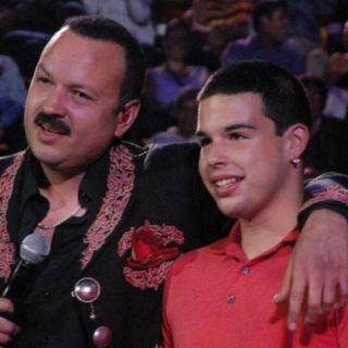 Hijo de Pepe Aguilar libra la cárcel