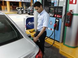En México hay 11 mil 400 gasolineras; los gasolineros acusan que sólo existen diez laboratorios capacitados. EL INFORMADOR / A. Camacho