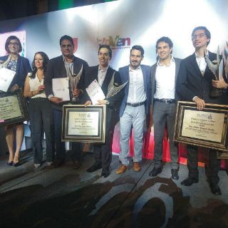 Entregan Premio Estatal de la Juventud 2017