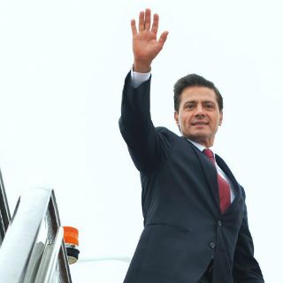 Peña Nieto llega a México tras gira por China