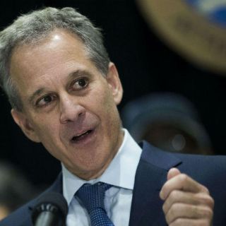 Fiscales de EU demandan a Trump por poner fin al DACA