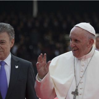 Colombia está conmovida y ‘muy alegre’ por visita del Papa: Santos