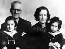 Melín Fajardo con sus papás y hermana. EL INFORMADOR /