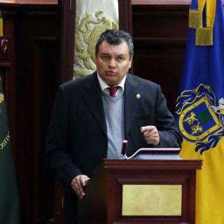 Dos magistrados se van con bono de 9 MDP