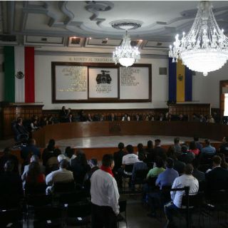 Presentan ocurrencias para obligar cumplimiento: Alfonso Petersen