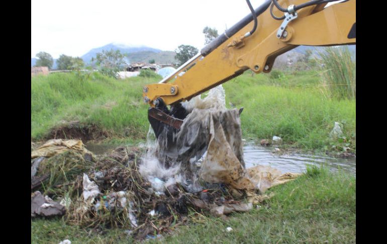 El ayuntamiento detalla que el incidente derivó de la invasión de los cauces naturales con material de escombro y otros desechos. TWITTER / @UMPCyBZ