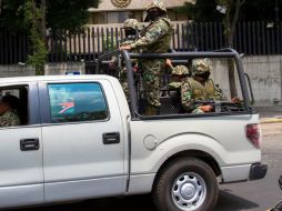 Subrayan que en el rancho fueron encontradas -aún por contabilizar- armas largas tipo AR-15 y AK-47 así como cargadores. NTX / ARCHIVO