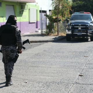 Aseguran más de dos mil litros de hidrocarburo en Tamaulipas