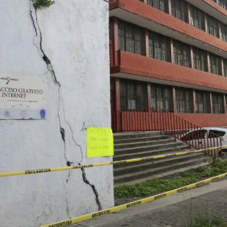 Hay mil 140 escuelas afectadas por el sismo: Nuño
