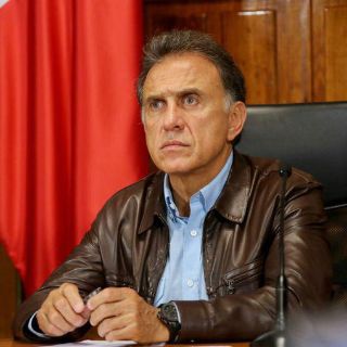 Yunes se deslinda de despensas para damnificados por ‘Katia’