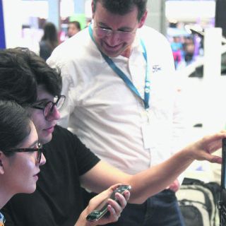 Abandonan a 'millennials' en la lucha por su pensión