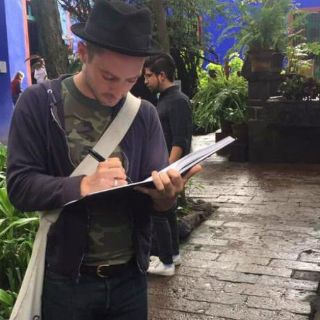 Elijah Wood visita el Museo Frida Kahlo