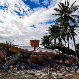 Rex Tillerson ofrece ayuda a México tras terremoto y huracán