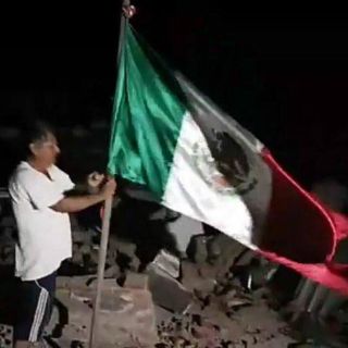 No supe que me estaban filmando: hombre que puso en pie bandera