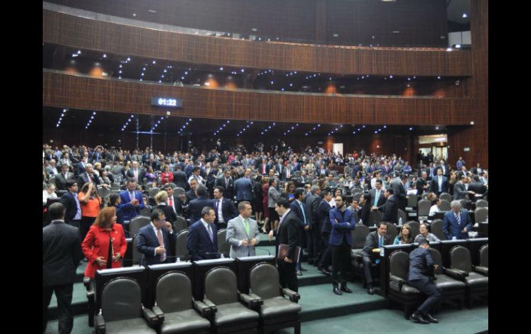 La decisión fue tomada luego de que la Mesa Directiva de la Cámara Baja recibiera a los colectivos #VamosPorMás y #FiscalíaQueSirva. TWITTER / @Mx_Diputados