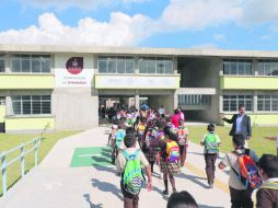 Casi 1.6 millones de estudiantes de educación básica reciben las mochilas y los útiles escolares. EL INFORMADOR / ARCHIVO