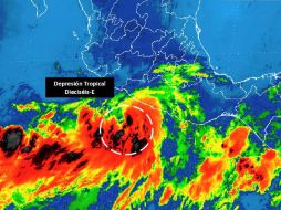 La depresión tropical provocará tormentas muy fuertes en regiones de Jalisco y Colima en las próximas horas. ESPECIAL / smn.conagua.gob.mx