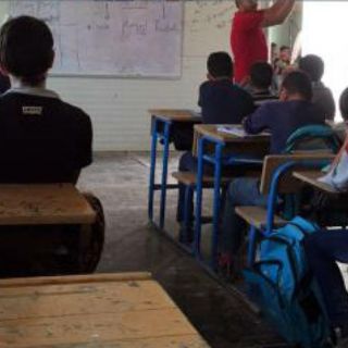 Ayuda escolar prometida a refugiados sirios no ha llegado: HRW