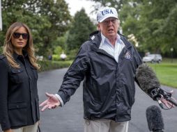 Horas antes de hablar con los reporteros, el mandatario rechazó a través de Twitter haber llegado a un acuerdo con demócratas. EFE / S. Thew