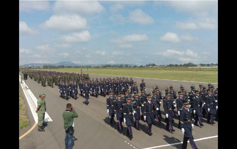 En esta ocasión tres mil 843 elementos de las Fuerzas Armadas participarán en el desfile. EL INFORMADOR / S. Blanco