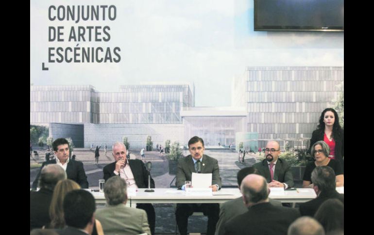 Anuncio. Las autoridades universitarias durante la rueda de prensa. ESPECIAL / ACADEMIA MEXICANA DE LA LENGUA