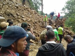 El censo de daños continúa para la posterior reconstrucción de los planteles. EFE / J. Torres