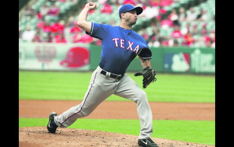 Buen día para Miguel González. El jalisciense se apuntó su octava victoria de la temporada. AP /