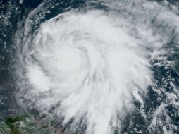 La Reserva de la Fuerza Aérea detectaron que los vientos máximos de 260 kmh. EFE / N. Handout