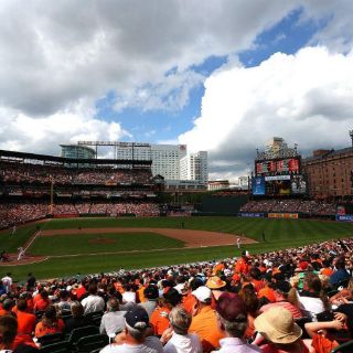 Pitcher de Orioles muere en accidente en Dominicana
