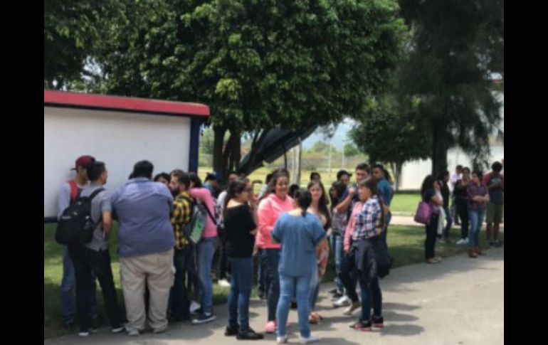 La Universidad de Guadalajara detalló que realizó de forma segura la evacuación de sus Centro Universitarios. TWITTER / @udg_oficial