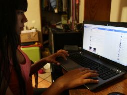 Las mujeres también son vulnerables en la web. EL INFORMADOR / ARCHIVO