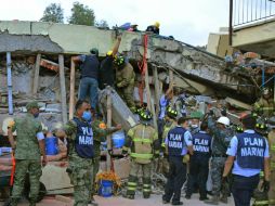La sesión inició con un minuto de silencio en memoria de las personas que perdieron la vida por el sismo. EFE / Semar
